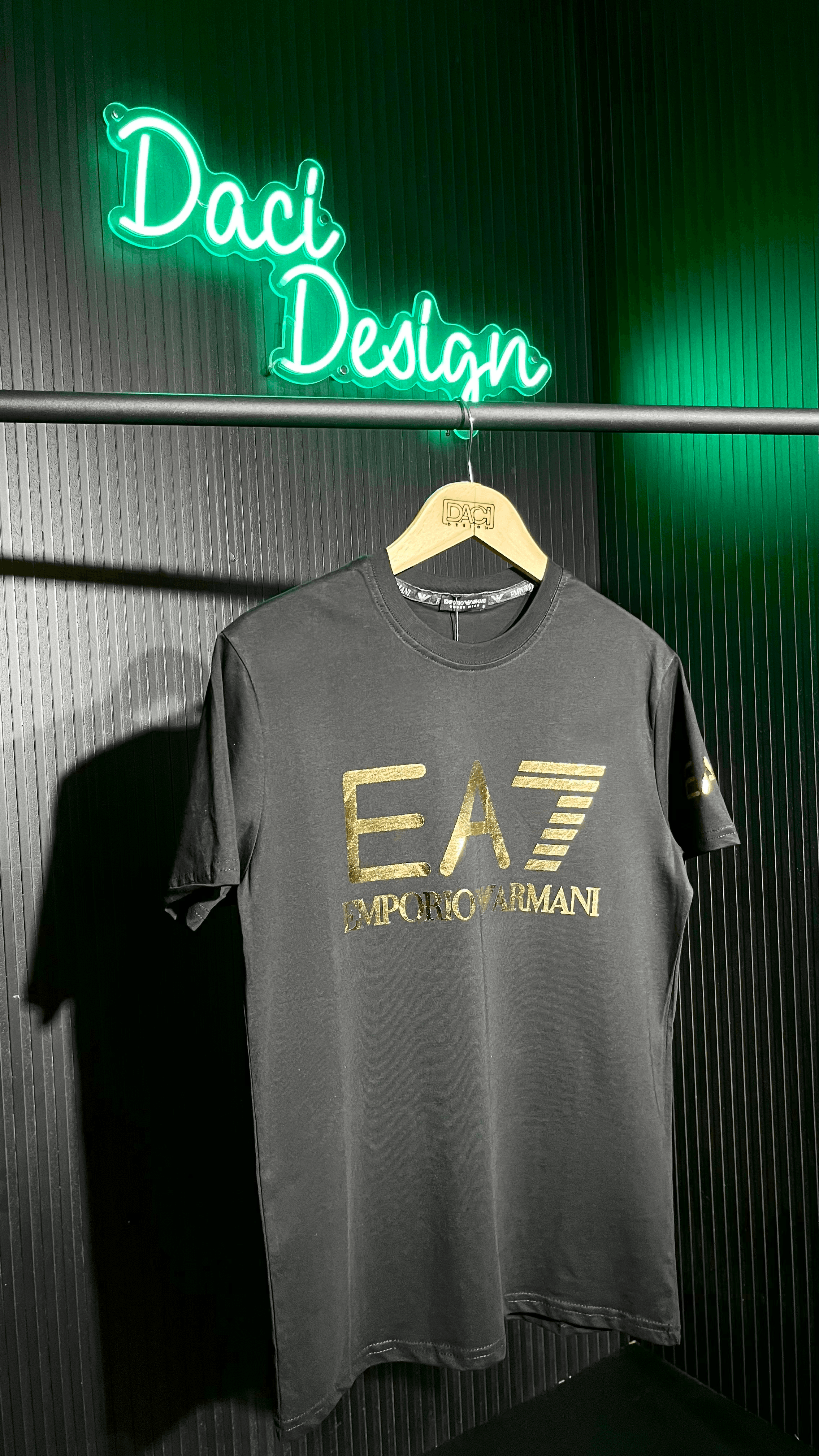 EA7 YALDIZLI SİYAH PREMİUM T-SHİRT