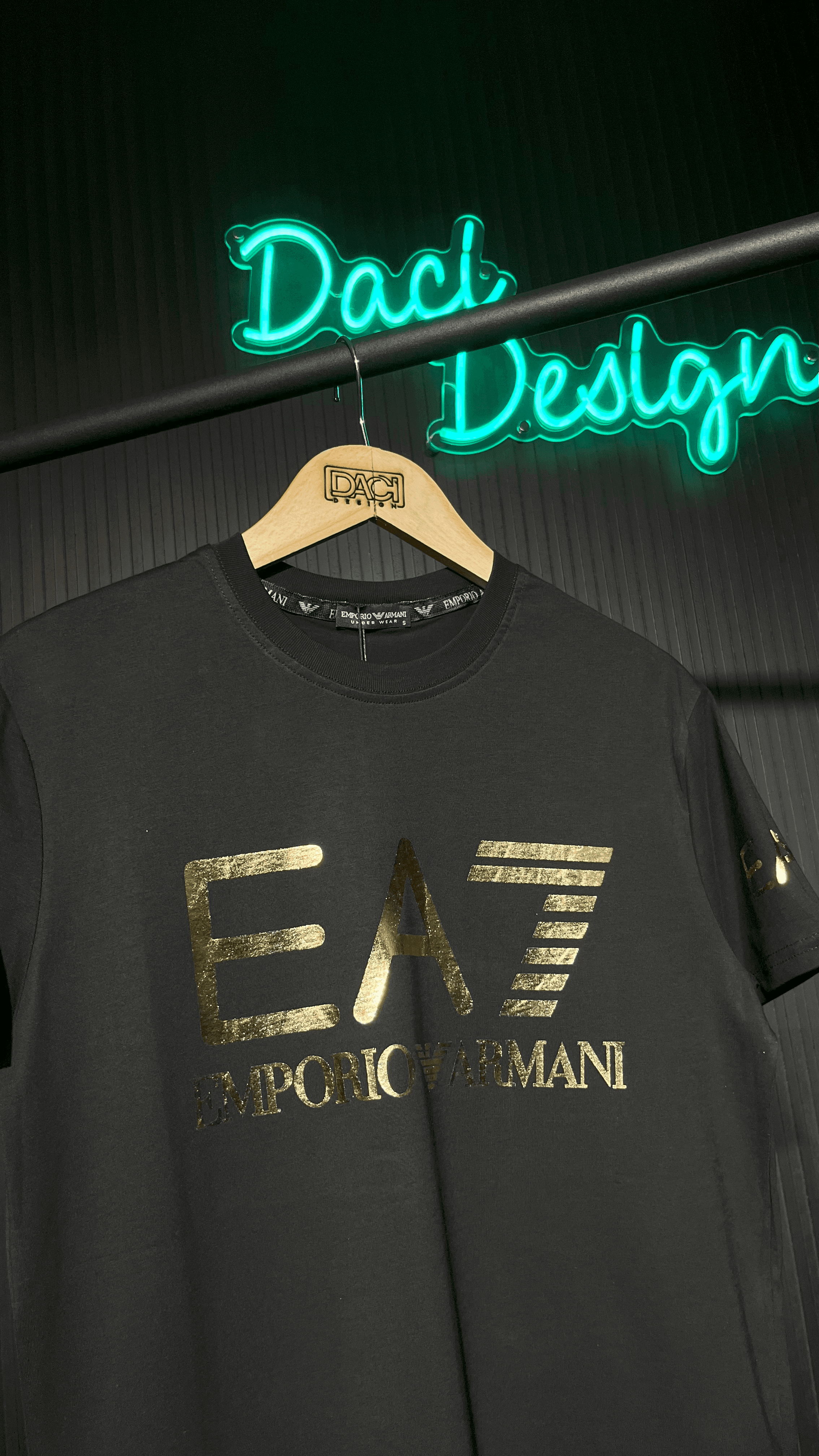 EA7 YALDIZLI SİYAH PREMİUM T-SHİRT