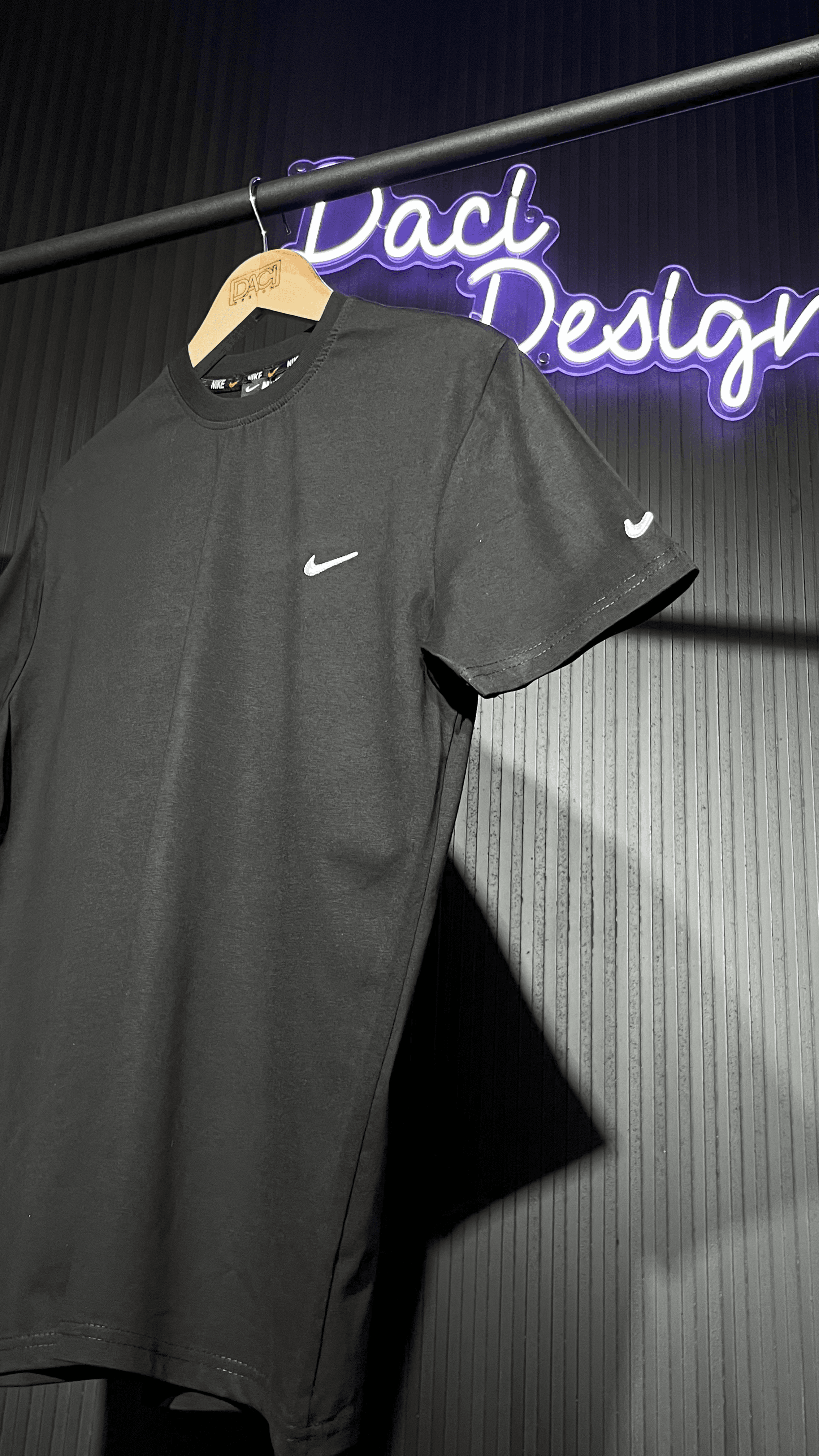 NAKIŞLI NİKE SİYAH T-SHİRT