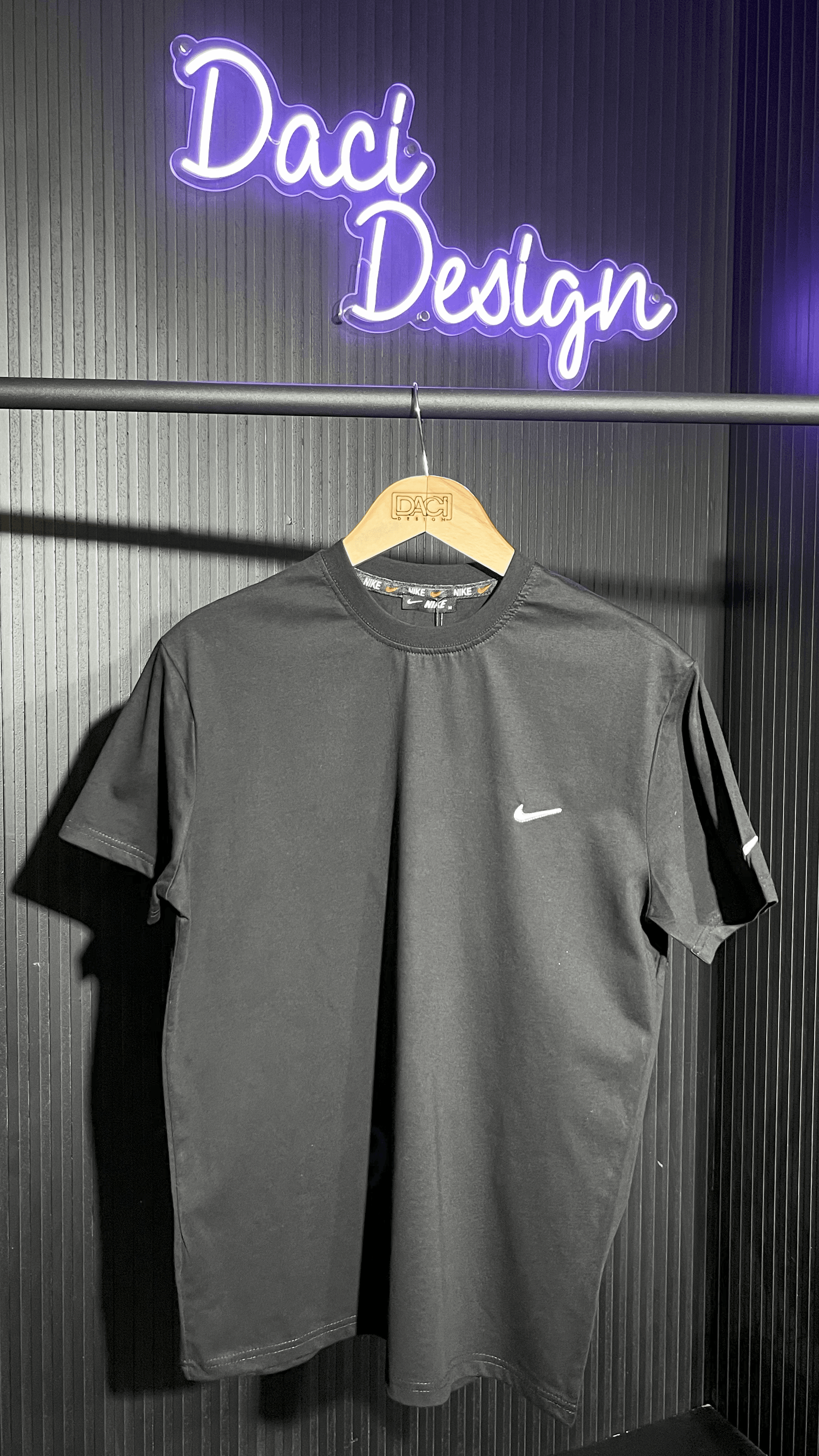 NAKIŞLI NİKE SİYAH T-SHİRT